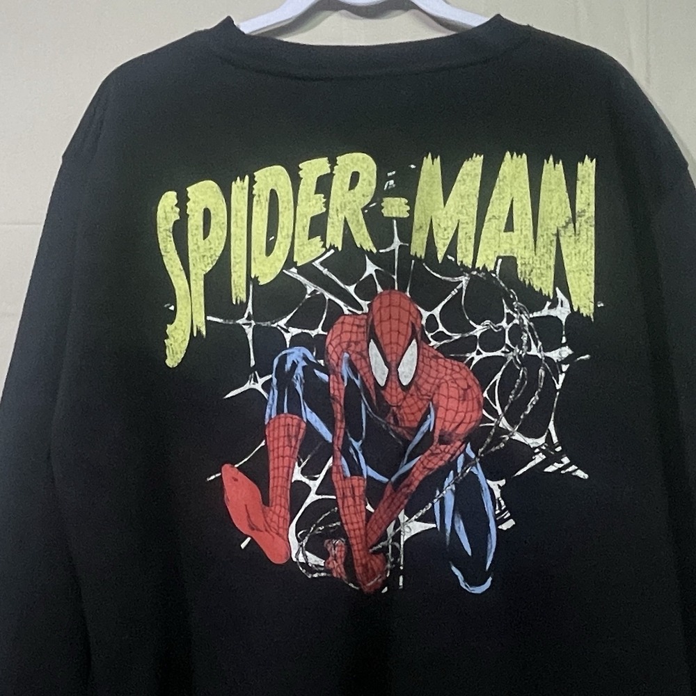 Marvel Spider-Man Retro Black Crewneck Pullover Sweatshirt Men's Size X-Large